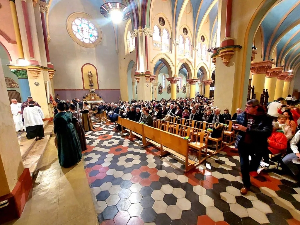37e hommage Mlle Fanfonne Guillierme et au Gens de la Bouvino